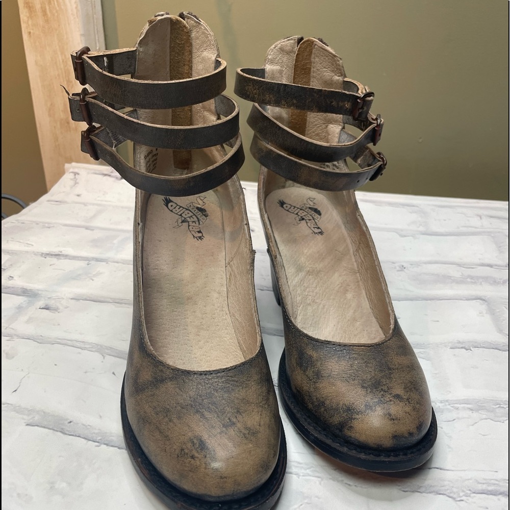 Freebird Randi size 9 like new
